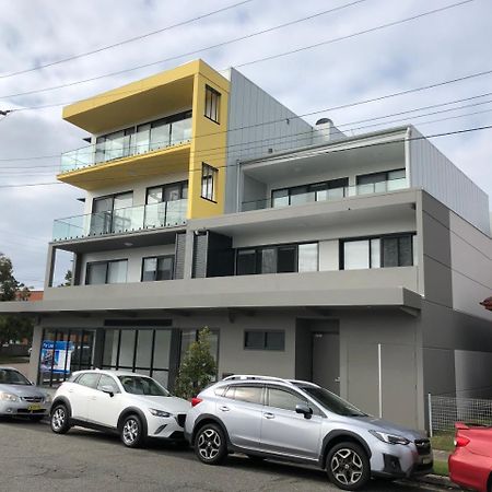 Nouveau On Young Newcastle Exterior photo